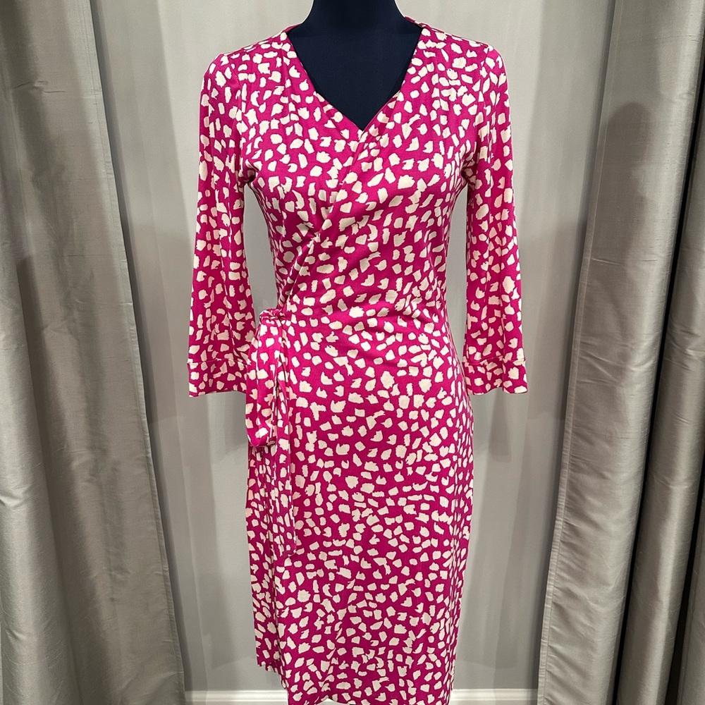 Diane Von Furstenberg Wrap Dress Size Medium